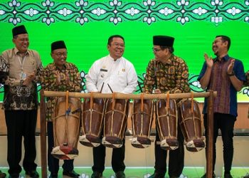 Wali Kota Pematangsiantar Wesly Silalahi SH MKn membuka Rapat Kerja Daerah (Rakerda) Tamansiswa Subaria XXVIII Tahun 2026 di Convention Hall Kelurahan Tiga Raja Kecamatan Girsang Sipangan Bolon Kabupaten Simalungun