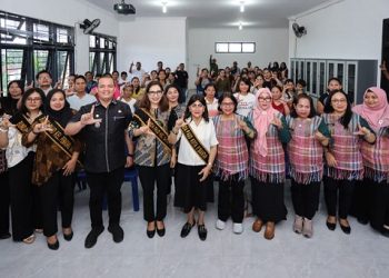 Bunda PAUD Kota Pematangsiantar Ny Liswati Wesly Silalahi hadiri kegiatan Parenting Class PAUD se-Kecamatan Siantar Marimbun