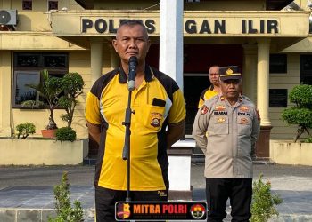 Kabag SDM Polres Ogan Ilir, Kompol Sigit Widodo, S.H., M.H., memimpin langsung pelaksanaan apel pagi dan olahraga bersama yang diikuti oleh seluruh personel Polres Ogan Ilir, Jumat (25/04/2025) pukul 07.30 WIB di halaman Mapolres.