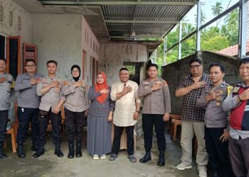 Polsek Wori Polresta Manado melaksanakan pengamanan dalam kegiatan Halal Bi Halal yang digelar di Desa Kima Bajo, Kecamatan Wori, Kabupaten Minahasa Utara, pada Senin (28/4/2025) pukul 15.00 WITA.
