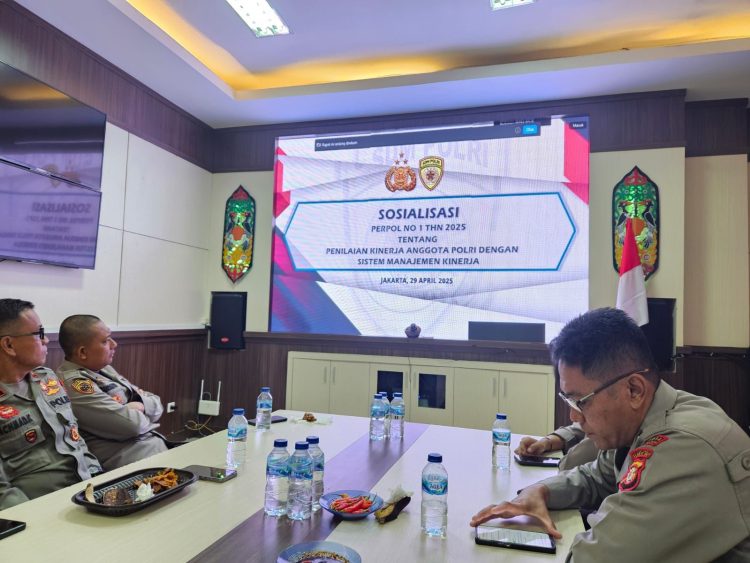 Kegiatan ini berlangsung di Aula Command Center Jalan Tjilik Riwut Km. 3,5 Kelurahan Bukit Tunggal Kecamatan Jekan Raya Mapolresta Palangka Raya, Selasa (29/4/2025).