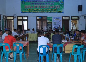 Kapolres Samosir AKBP Rina Frillya, S.I.K mengadakan silaturahmi dengan para tokoh agama Kabupaten Samosir. Kegiatan berlangsung di Kantor Kementerian Agama Kabupaten Samosir, Jln. Rianiate Desa Hutanamora Kecamatan Pangururan.Senin (28/4/2025) pukul 14:30 WIB.