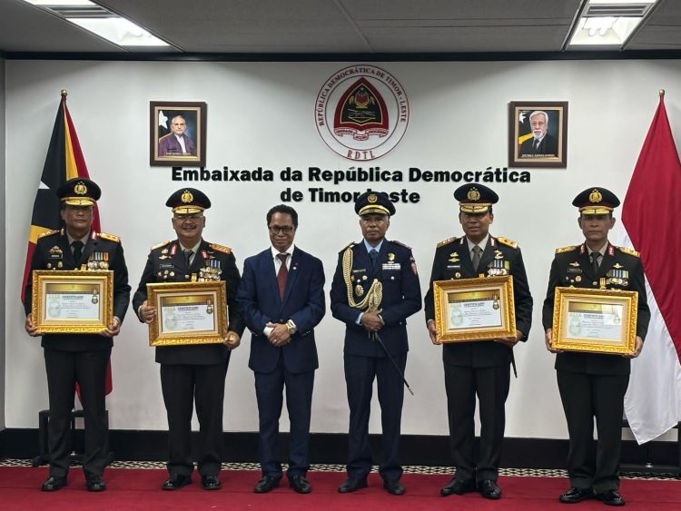 Penganugerahan tersebut berlangsung dalam upacara resmi di Kedutaan Besar Timor Leste di Jakarta, Senin (28/4/2025).