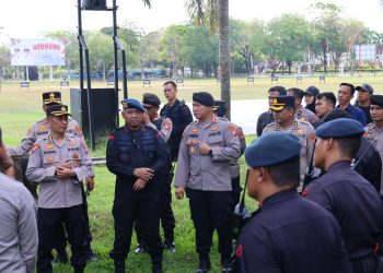 Polda Kalimantan Tengah menggelar apel siaga yang dilaksanakan di Lapangan Barigas Mapolda setempat, Kamis (1/5/2025).