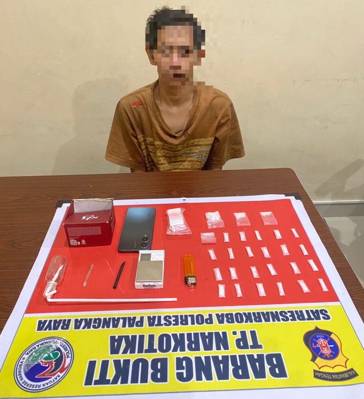 Pengungkapan dilakukan pada Selasa, 13 Mei 2025 sekitar pukul 13.30 WIB, berdasarkan informasi dari masyarakat yang menyebutkan adanya aktivitas mencurigakan di sebuah rumah di Jalan Tjilik Riwut Km. 11 Gg. Kenanga.
