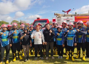 Kepala Dinas Kehutanan Provinsi Kalimantan Tengah, H. Agustan Saining, hadir mendampingi Gubernur Kalteng H. Agustiar Sabran dalam Apel Personel dan Sarana Prasarana (Sarpras) Siaga Karhutla Tahun 2025 yang digelar oleh Polda Kalimantan Tengah.