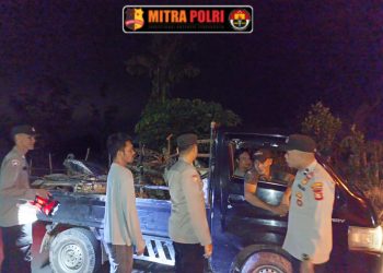 Polsek Rantau Alai Polres Ogan Ilir menggelar Kegiatan Rutin Yang Ditingkatkan (KRYD) pada Sabtu malam (17/05/2025) sekitar pukul 21.00 WIB.