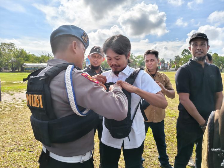 Seksi Profesi dan Pengamanan (Sipropam) Polresta Palangka Raya, Polda Kalteng melakukan pengecekan terhadap para personel kesatuannya yang akan dikerahkan untuk melaksanakan pengamanan (pam) aksi damai, Senin (19/5/2025) pagi.
