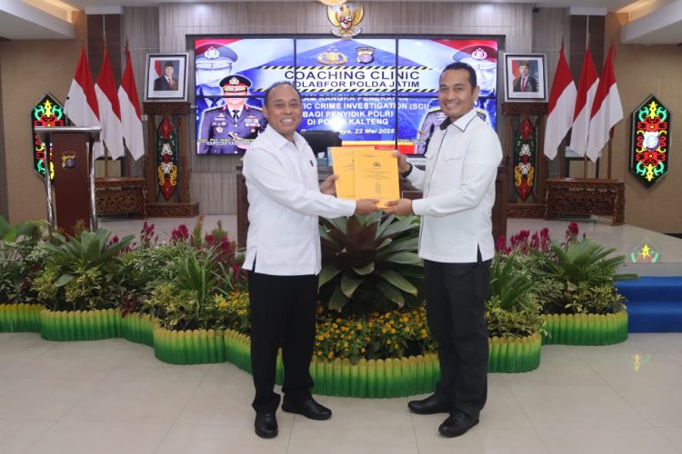 Coaching Clinic di lingkungan Polda Kalimantan Tengah, bertempat di Aula Arya Dharma, Mapolda Kalteng, Kamis (22/5/2025) pagi.