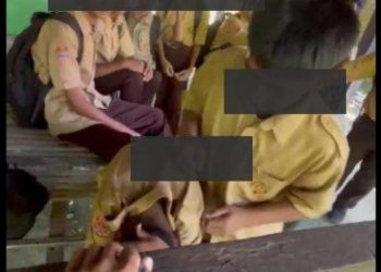Aksi kekerasan tersebut terekam dalam sebuah video berdurasi 46 detik lalu tersebar luas di media sosial