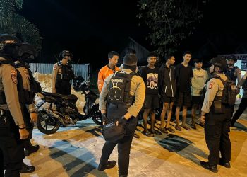 Unit Patroli Perintis Reaksi Cepat (PPRC) Ditsamapta Polda Kalimantan Tengah (Kalteng) merespon cepat laporan masyarakat tentang adanya tawuran antar warga di Jl. Soekarno, Kota Palangka Raya, Minggu (25/5/2025) malam.