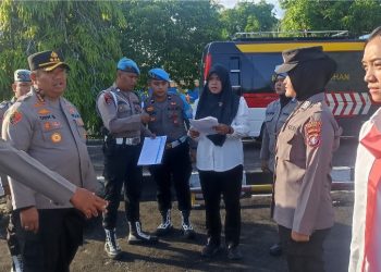 Sejumlah amanat disampaikan oleh Kapolresta Palangka Raya, Polda Kalteng, Kombes Pol. Dedy Supriadi, S.I.K., M.H. saat memimpin Apel Jam Pimpinan yang dilaksanakan oleh kesatuannya, Senin (19/5/2025) mulai pukul 07.00 WIB.