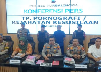 Kapolres Purbalingga AKBP Achmad Akbar saat memimpin konferensi pers