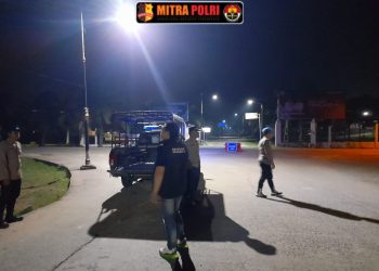 Satuan Samapta Polres Ogan Ilir melaksanakan kegiatan patroli rutin Turjawali (pengaturan, penjagaan, pengawalan, dan patroli) pada Jumat malam hingga Sabtu pagi, 30–31 Mei 2025.