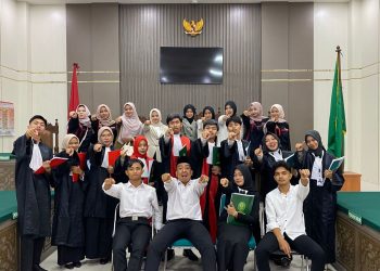 Enam delegasi terbaik dari Komunitas Peradilan Semu Fakultas Hukum Universitas Syiah Kuala (KPS FH USK) memasuki babak lanjutan Internal Moot Court Competition (IMCC) 2025.