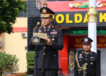 Kepala Kepolisian Daerah Kalimantan Tengah Irjen Pol Iwan Kurniawan, memimpin langsung upacara peringatan hari lahir Pancasila ke-80 tahun 2025, bertempat di Lapangan Barigas, Mapolda setempat, Senin (2/6/25) pagi.