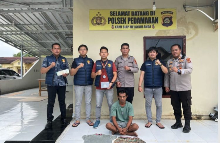 Dedi Irawan alias Dedi Mat bentol bin Madiyah (31) pekerja tani warga dusun IV desa Srinanti kecamatan Pedamaran akhirnya kandas setelah berhasil dibekuk oleh Team Opsnal Polsek Pedamaran Polres OKI Polda Sumsel.