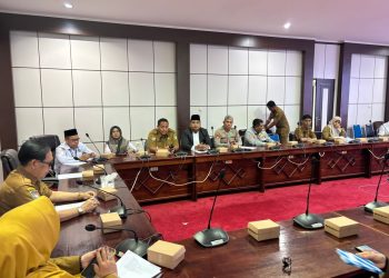 Satuan Pengamanan Obyek Vital (Satpamobvit) Polresta Palangka Raya menghadiri Rapat Persiapan Penjemputan Jamaah Haji Kota Palangka Raya Kloter 4 dan 6 Tahun 1446 H/2025 M.