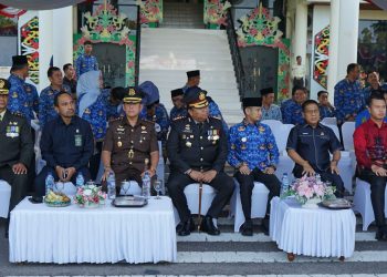 Kepala Staf Kodim 1016/Palangka Raya Letkol Arm Khazanatul Israr, S.Pd., MM.menghadiri upacara Upacara Peringatan Hari Jadi Ke-60 Pemerintah Kota Palangka Raya Tahun 2025, Selasa (17/06/2025).