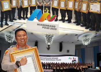 Kapolresta Palangka Raya Kombes Pol. Dedy Supriadi, S.I.K., M.H., menerima penghargaan dari Kementerian Pendayagunaan Aparatur Negara dan Reformasi Birokrasi (Kemenpan-RB) atas pencapaian kategori Pelayanan Prima dalam hasil Pemantauan dan Evaluasi Kinerja Penyelenggara Pelayanan Publik (PEKPPP) Mandiri Tahun 2024.