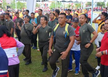 Anggota Kodim 1016/Plk ikuti Jalan Sehat dan Sepeda Santai yang di laksanakan di Mapolda Kalimantan Tengah, Sabtu (21/06/2025).