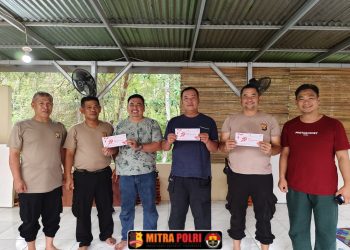 Polsek Tanjung Batu menggelar perlombaan tradisional Gaplek yang berlangsung meriah di halaman Mako Polsek Tanjung Batu, Selasa (23/06/2025).