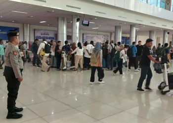 Personel Pos Pengamanan (Pos PAM) Bandara Tjilik Riwut jajaran Polresta Palangka Raya terus melaksanakan tugas pengamanan secara intensif guna memastikan keamanan dan kelancaran aktivitas penerbangan di wilayah Kota Palangka Raya, Sabtu (28/6/2025).