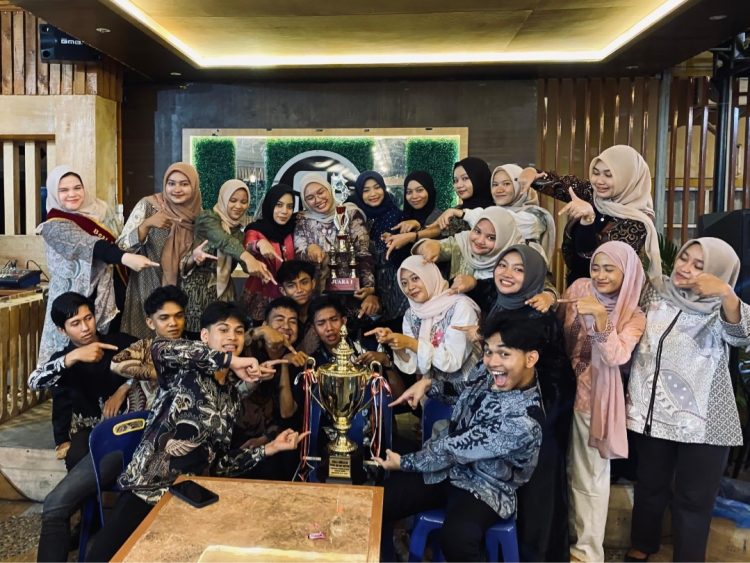 Justitia Invicta keluar sebagai juara umum dan penerima Piala Bergilir Perdana IMCC, dengan total nilai 2065 poin. Mereka juga meraih Best Berkas di sepanjang kompetisi. Penghargaan lainnya mencakup Best Hakim yang diraih oleh Vera Victoria, Best Penuntut Umum oleh In Omnia Paratus, dan Best Penasihat Hukum oleh Reges Invicti, antara lain.