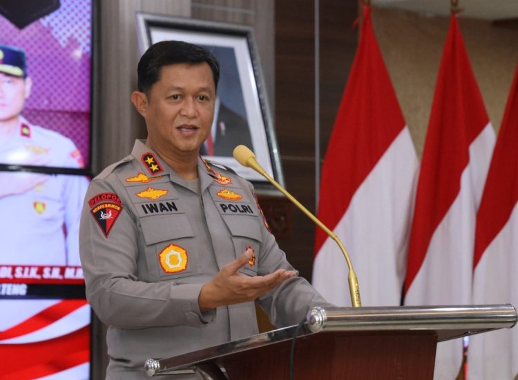 Kapolda Kalteng Irjen Pol Iwan Kurniawan,