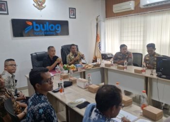 Kepolisian Daerah Kalimantan Tengah (Polda Kalteng) aktif mengawal Rapat Koordinasi Teknis Mekanisme Penyerapan dan Distribusi Hasil Panen Jagung di wilayah Kalimantan Tengah di Kantor Perum Bulog Perum Kanwil Kalteng, Kamis (26/6/2025) 13.30 WIB.