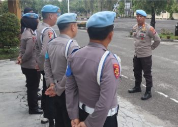 Kepala Seksi Profesi dan Pengamanan (Kasipropam) Polresta Palangka Raya, Polda Kalteng, AKP Husni Setiawan memimpin secara langsung pelaksanaan Apel Satuan Fungsi (Satfung) Sipropam, Rabu (4/6/2025) pagi.