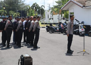 Polda Kalteng menggelar apel kesiapan pengamanan Aksi Damai Aliansi Tanah Air Melawan di Kantor DPRD Provinsi Kalimantan Tengah di Jalan S. Parman Palangka Raya, Rabu (2/7/2025) siang.