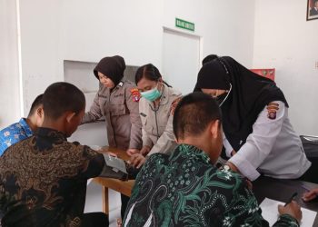 Seksi Kedokteran dan Kesehatan (Sidokkes) Polresta Palangka Raya melaksanakan pemeriksaan kesehatan tanda-tanda vital terhadap para casis di Klinik Mapolresta setempat, Senin (7/7/2025).