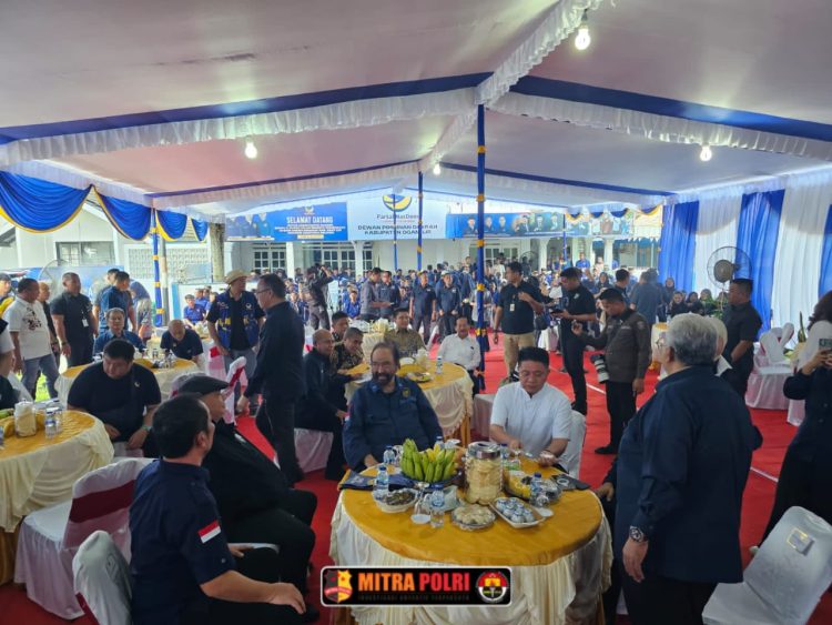 Ketua Umum Partai Nasdem, Bapak H. Surya Paloh, melakukan kunjungan kerja ke Dewan Pimpinan Daerah (DPD) Partai Nasdem Kabupaten Ogan Ilir yang berlokasi di Komplek Serai Indah, Kelurahan Indralaya Indah, pada Minggu (6/7/25) siang.