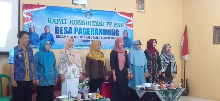 Tim Penggerak PKK Desa Pagerandong Kecamatan Kabupaten Purbalingga melaksanakan Rapat Konsultasi (Rakon) Selasa (08/07/2025) di Balai Pertemuan Desa Pagerandong.