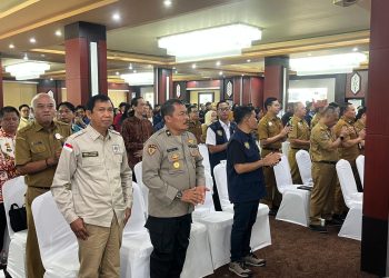 Polresta Palangka Raya menghadiri kegiatan pelantikan Dewan Pimpinan Daerah (DPD) Pemuda Tani Indonesia Provinsi Kalimantan Tengah Periode 2025–2030 yang digelar di Aula Jayang Tingang, Kantor Gubernur Kalimantan Tengah, Selasa (15/7/2025).