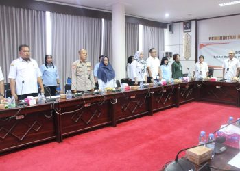 Polresta Palangka Raya diwakili oleh Kasubagdalops Bag Ops Ipda Omar Rustafa yang hadir mewakili Kabag Ops. Kamis 17/7/2025.