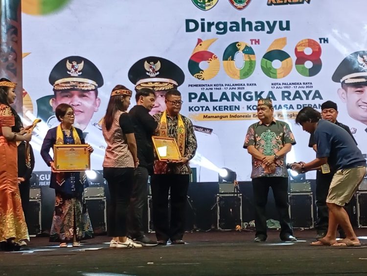 Dewan Kesenian Palangka Raya menggelar Pagelaran Seni dan Budaya #2 dengan tema "Palangka Raya Semakin Keren".