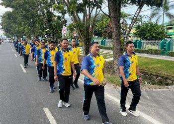 olahraga pagi setelah pelaksanaan apel pagi kesatuan pada lapangan Mapolresta Palangka Raya, Jalan Tjilik Riwut Km. 3,5, Kota Palangka Raya, Kalimantan Tengah, Jumat (18/7/2025) pagi.