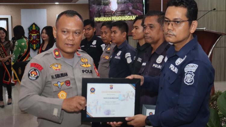 Polresta Palangka Raya berhasil meraih peringkat 1 sebagai satuan wilayah dengan jumlah pengikut (followers) terbanyak di media sosial.