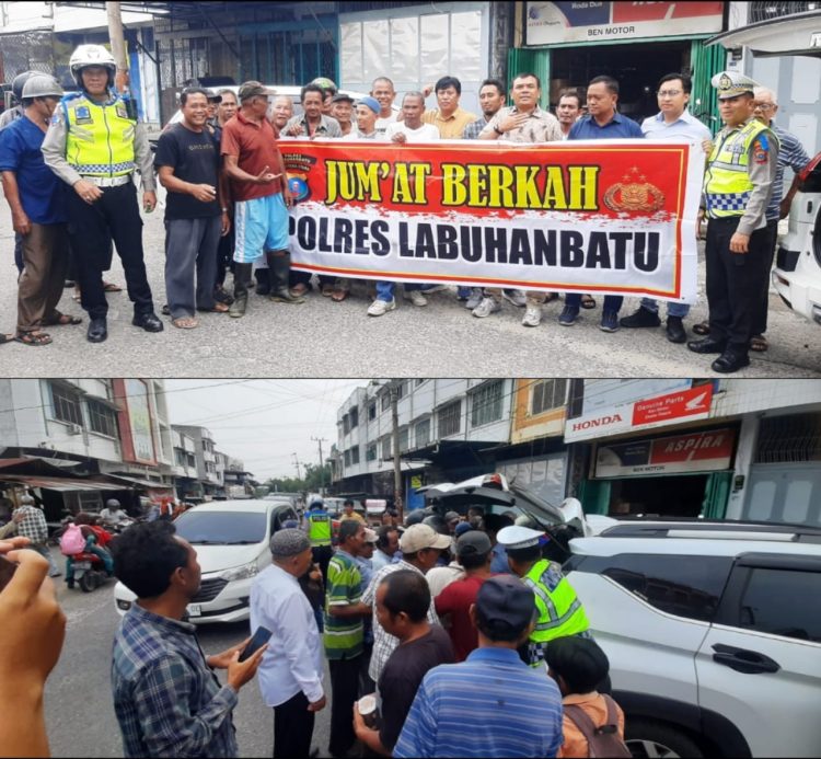 Sat Intelkam dan Sat Lantas Polres Labuhanbatu melaksanakan kegiatan "Jumat Berkah" di Jalan Patimura, Kecamatan Rantau Utara, Kabupaten Labuhanbatu, wilayah hukum Polres Labuhanbatu.