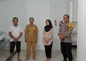 Bhabinkamtibmas Kelurahan Tangkiling Polsek Bukit Batu Polresta Palangka Raya, Aipda Herry Gunawan, melaksanakan peninjauan kesiapan Dapur Umum SPPG (Satuan Pemenuhan Pelayanan Gizi), Senin (28/7/2025).