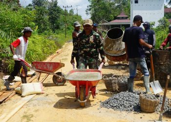pelaksanaan TNI Manunggal Membangun Desa (TMMD) Imbangan ke-125 Kodim 1016/Palangka Raya.