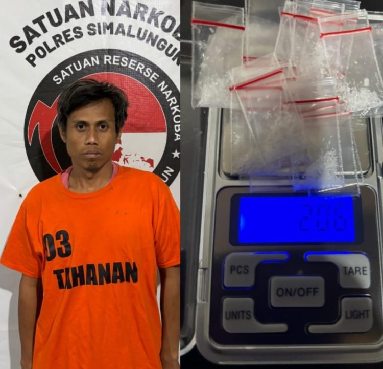 Tersangka yang diamankan adalah Darma Indra Damanik, laki-laki berusia 34 tahun dan Petugas menemukan 9 bungkus plastik klip kecil berisi diduga narkotika jenis sabu dengan berat bruto 2,06 gram. (Foto. Dok/Polres Simalungun)