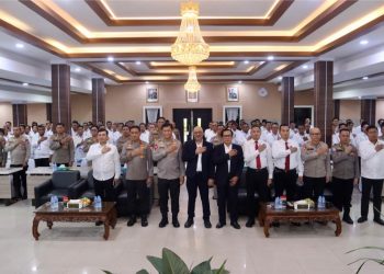 Kapolda Kalimantan Tengah (Kalteng), Irjen Pol Iwan Kurniawan, membuka secara resmi Rapat Kerja Teknis (Rakernis) Fungsi Reserse Kriminal (Reskrim) dan Pelatihan Peningkatan Kemampuan (Latkatpuan) Penyidik Tindak Pidana Korupsi (Tipidkor), Kamis (31/7/2025).