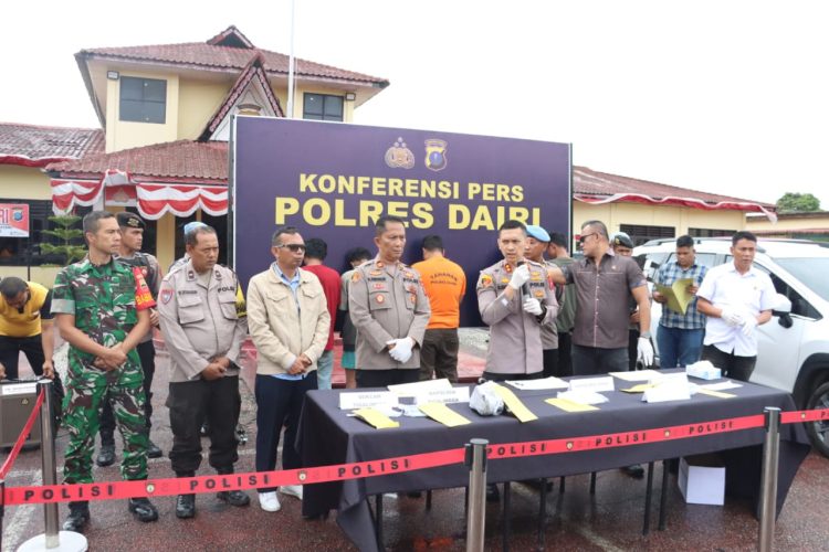 Konferensi Pers Polres Dairi