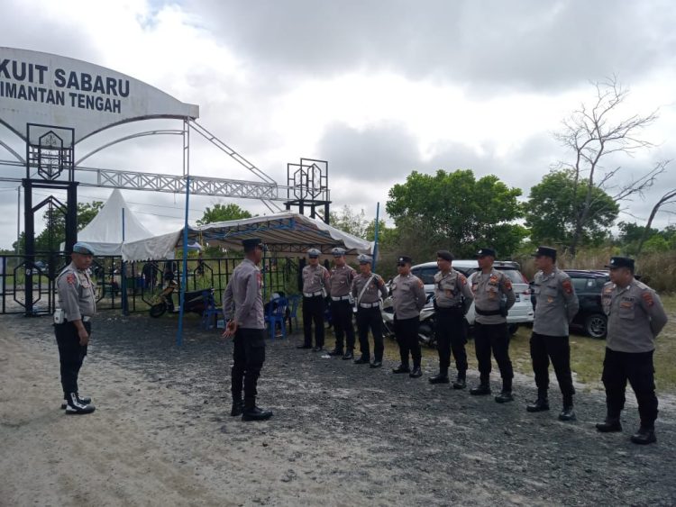 Polresta Palangka Raya melaksanakan apel pada Lebah Central Borneo Open Race Seri II 2025 yang berlangsung di Sirkuit Sabaru, Kecamatan Sabangau, Minggu (10/8/2025).