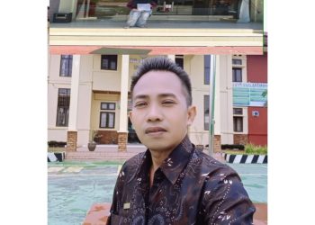 Muhammad Aris, S.Pd.I, S.H., M.A.