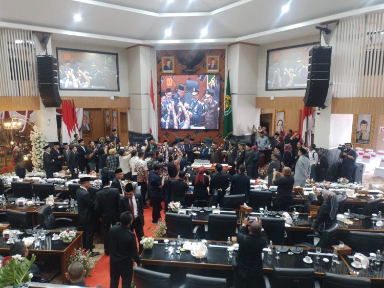 Semarak Kemerdekaan RI ke - 80 bergema dalam Gedung DPRD Kabupaten Bogor. (Foto. Dok: RH/Mitrapolri.com)