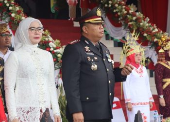 Kapolresta Palangka Raya, Kombes Pol Dedy Supriadi, S.I.K., M.H., menghadiri upacara peringatan Hari Ulang Tahun ke-80 Kemerdekaan Republik Indonesia yang berlangsung di halaman Kantor Wali Kota Palangka Raya, Minggu (17/8/2025).
